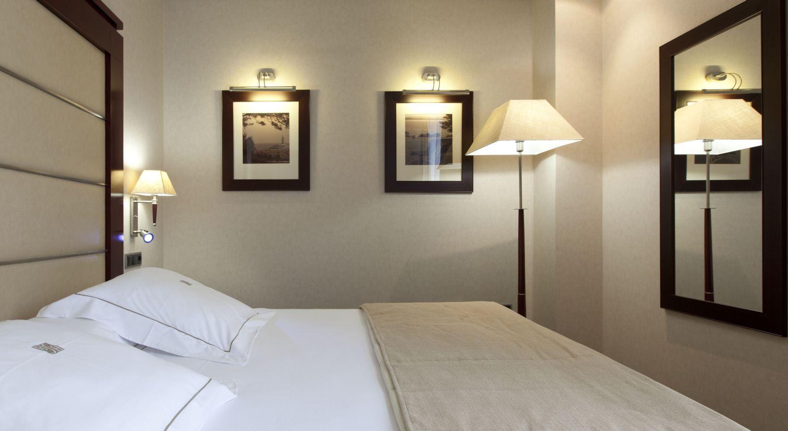 Hotel Valencia Center Bagian luar foto